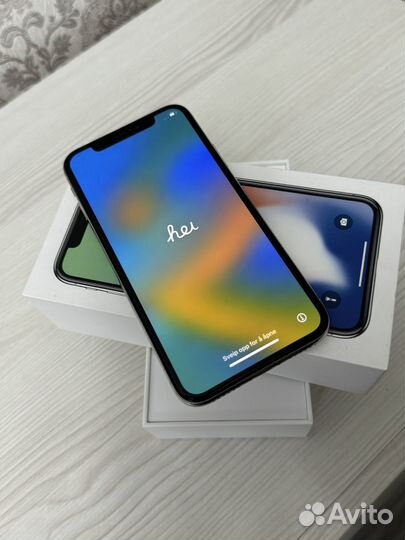 iPhone X, 64 ГБ