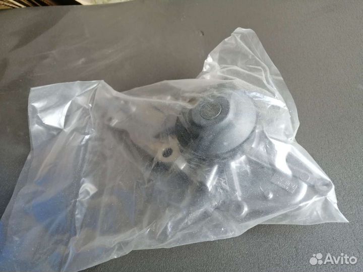 Водяная помпа аисин для 3.0 и 3.5 литра