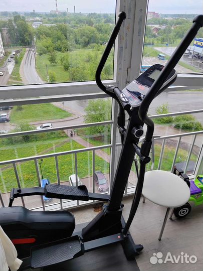 Эллиптический тренажёр