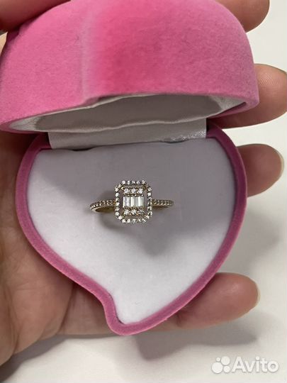 Золотое заводское кольцо 585 пробы