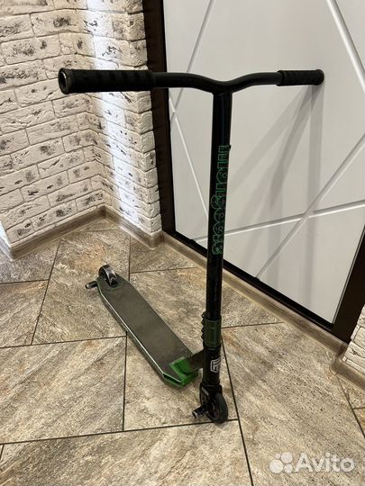 Самокат mongoose rise 100 pro freestyle scooter