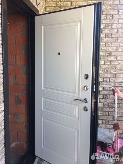 Дверь входная