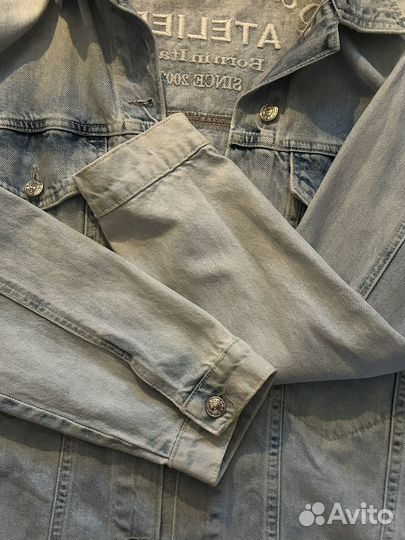 Джинсовая куртка