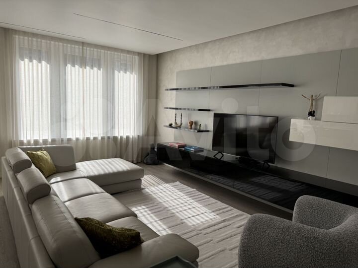 3-к. квартира, 115 м², 3/13 эт.