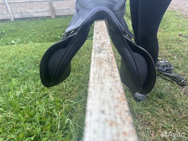 Конкурное седло