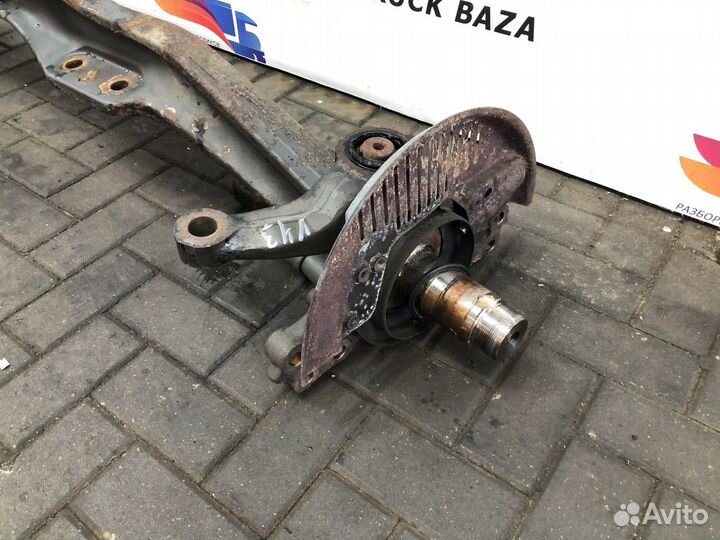 Кулак поворотный левый Volvo FH