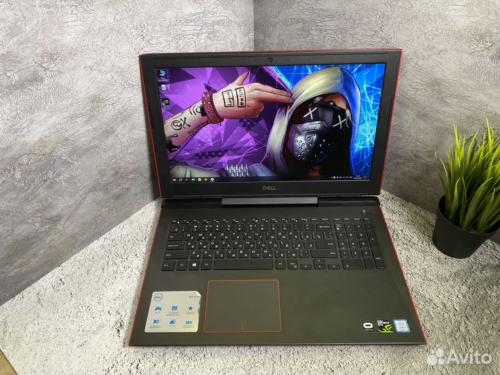 Игровой почти как новый ноутбук Dell