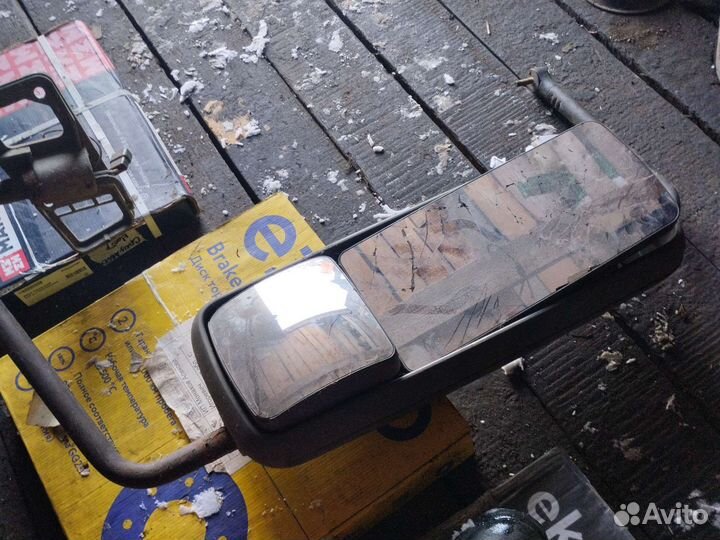 Зеркало freightliner