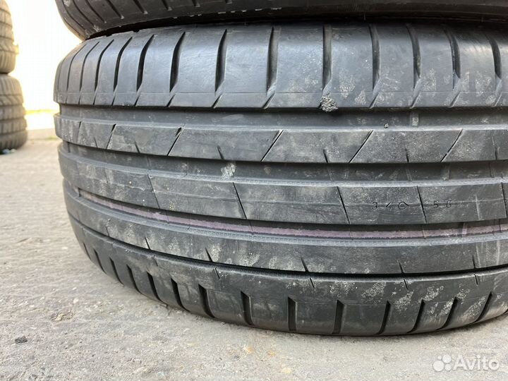 Nokian Tyres Hakka Black 2 SUV 235/60 R18 и 255/55 R18 109Y