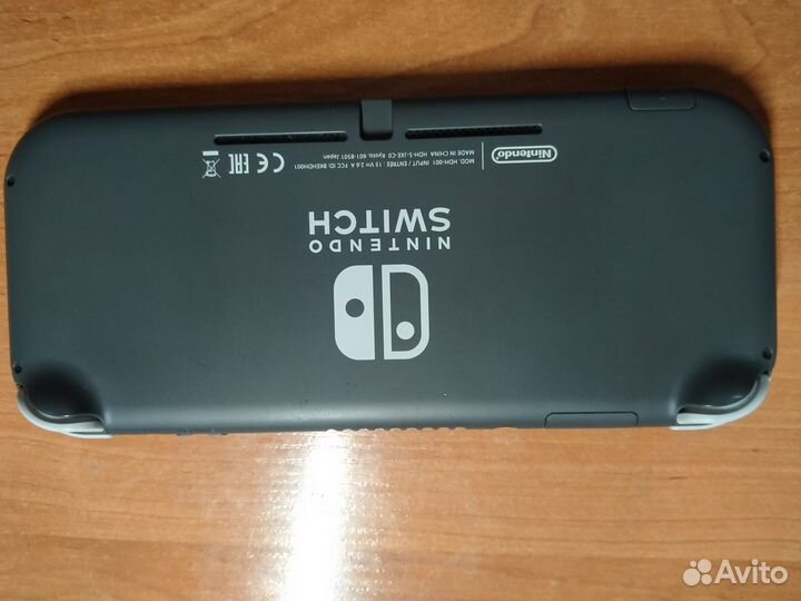 Nintendo switch Lite - консоль + игры