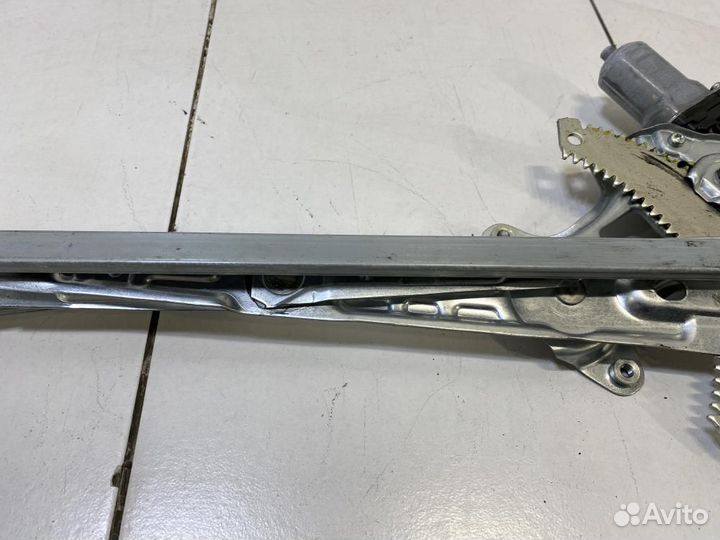 Стеклоподъемник электр. задний правый Infiniti Q50