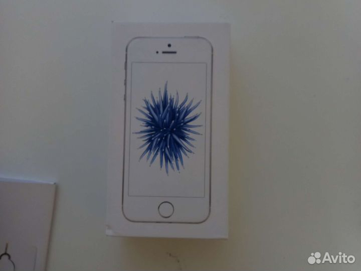 iPhone SE 2016