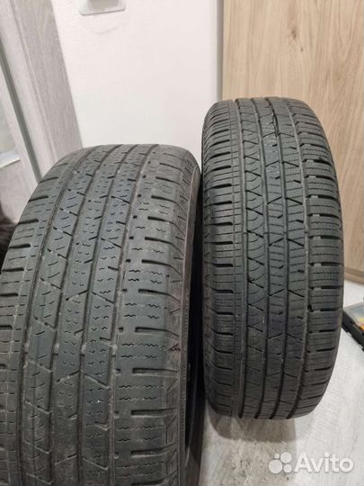 Continental ContiCrossContact LX 215/65 R16 98H