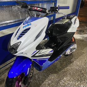 Yamaha Aerox 50 MBK Nitro 70