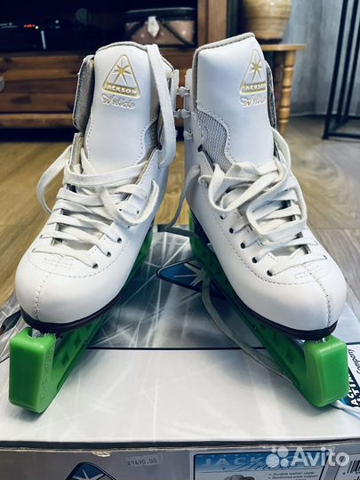 Фигурные коньки jackson artiste 29