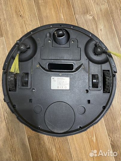 Робот пылесос