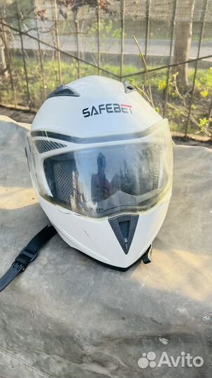 Мото шлем с гарнитурой