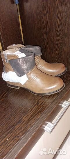 Полуботинки 38