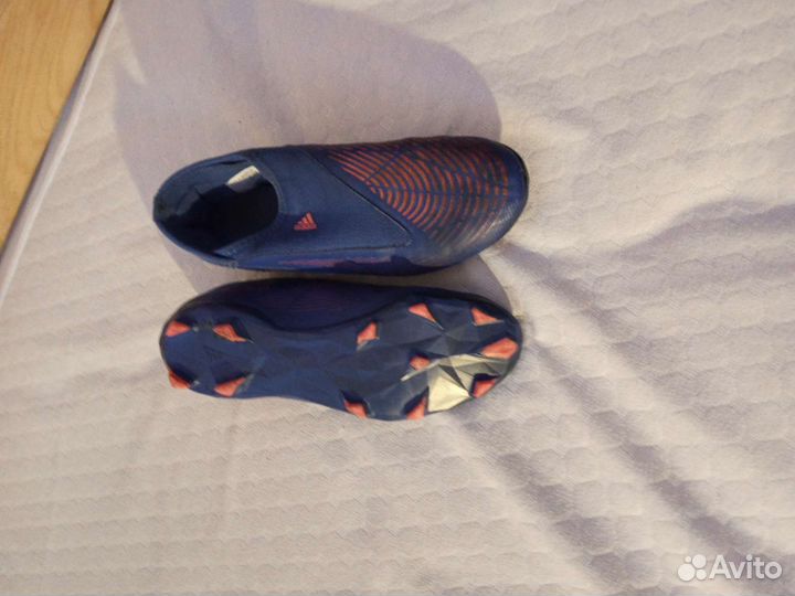 Бутсы adidas predator