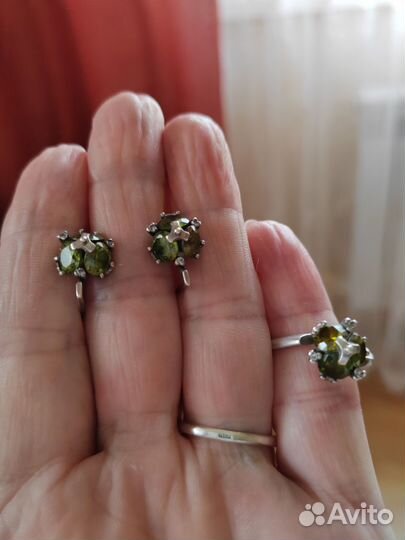 Комплект из серебра