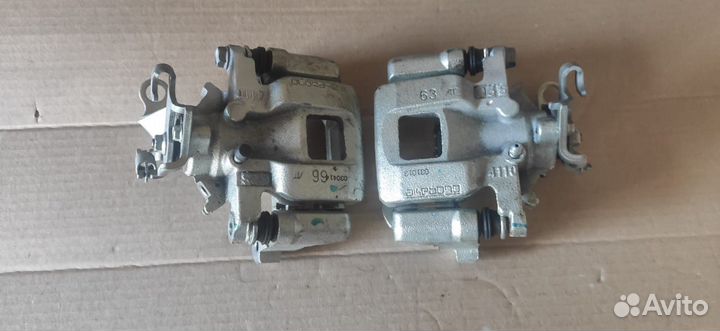 Суппорта задние Mitsubishi Outlander 3