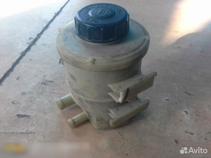 Бачок гидроусилителя Renault Sandero 2009-2014