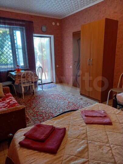 Комната 25 м² в 1-к., 1/2 эт.