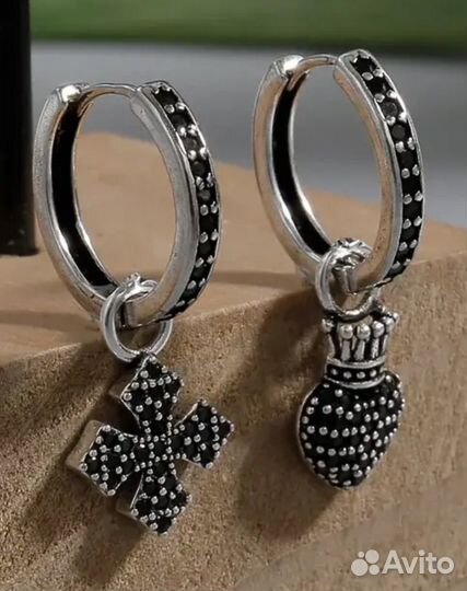 Стильные ассиметричные серьги