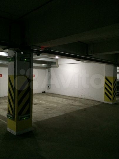 Машиноместо, 17 м²