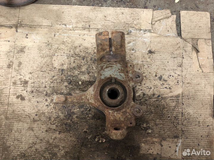 Ford focus 2 кулак поворотный