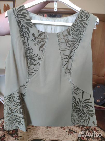 Костюм женский (пиджак, блузка, юбка) размер 50