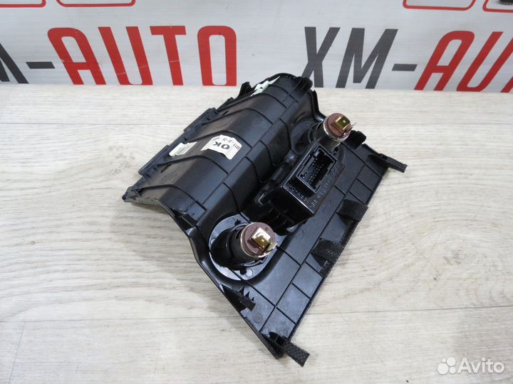 Накладка декоративная Hyundai Solaris 2