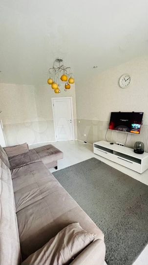 3-к. квартира, 90,6 м², 10/15 эт.