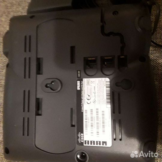 Телефон Cisco SPA 303