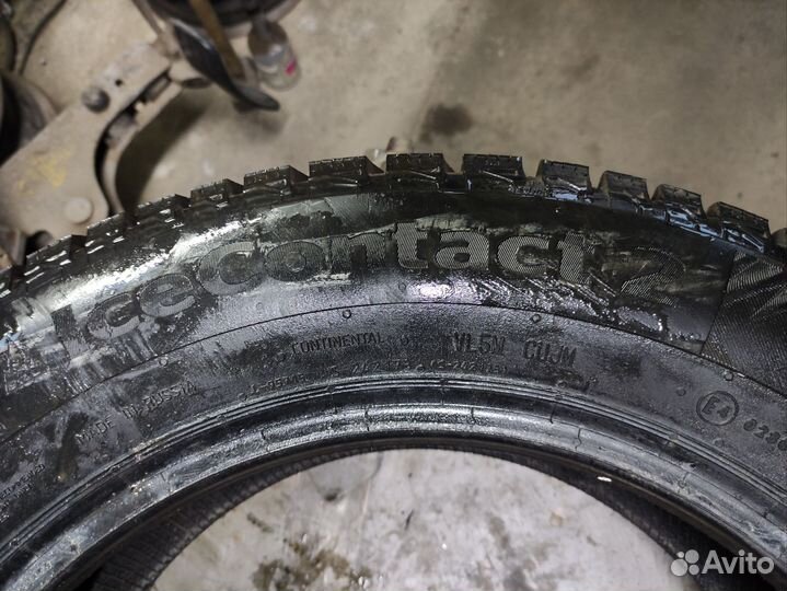 Continental IceContact 2 215/60 R16