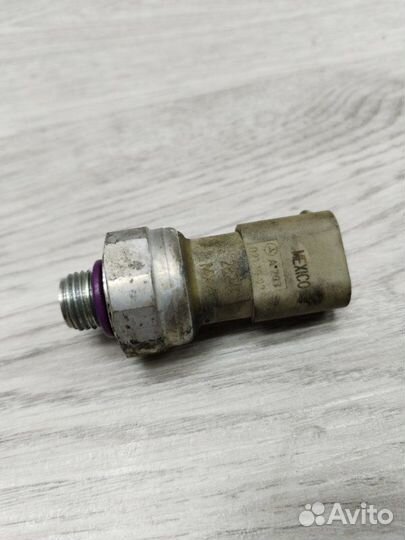 Датчик давлении кондиционера Mercedes Clk W209