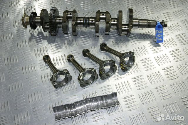 Коленвал Suzuki Bandit 250-1