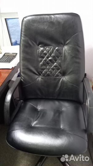 Перетяжка компьютерных кресел