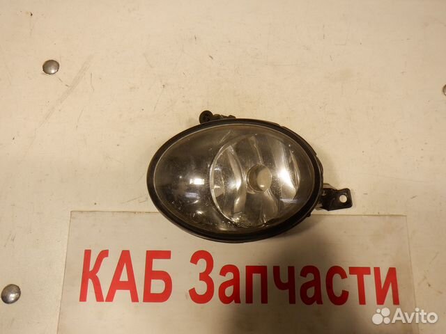 Фара противотуманная правая VW Golf 2009-2012