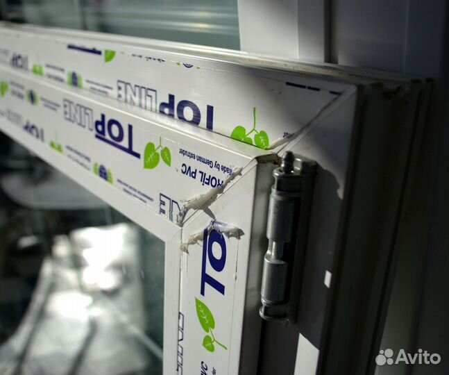 Пластиковые окна 750х1009 мм поворотно-откидные