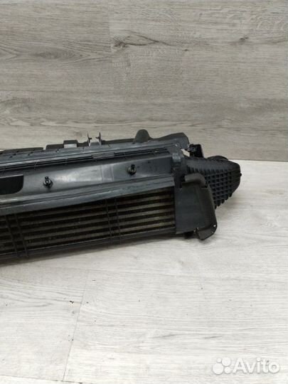 Интеркулер Mercedes C-Class W204 M271.860 2009