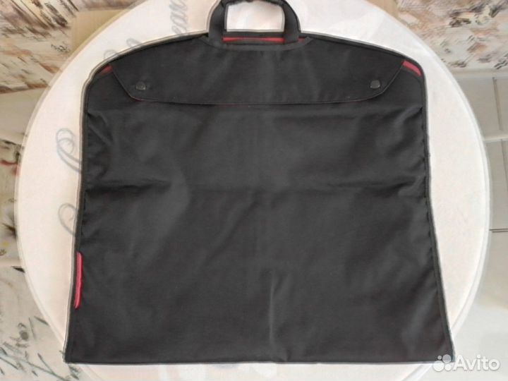 Чехол для хранения одежды