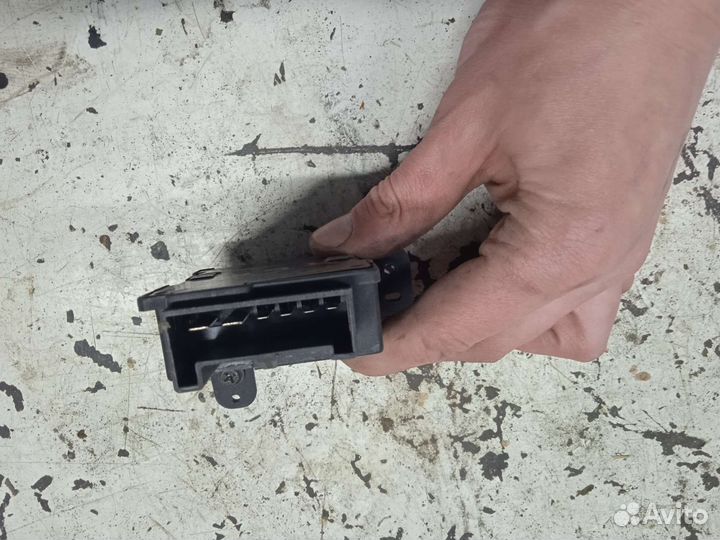 Регулятор яркости подсветки Ford Explorer 2 Форд