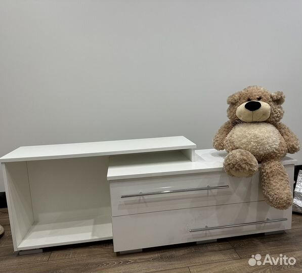 Тумба под тв