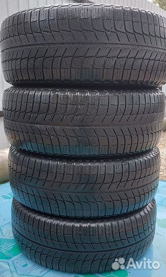 Michelin X-Ice 205/55 R16