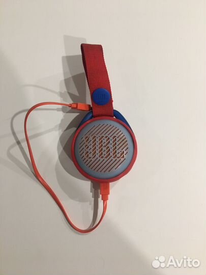 Портативная колонка bluetooth jbl