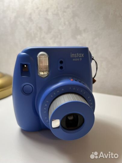 Плёночный фотоаппарат Fujifilm instax mini 9