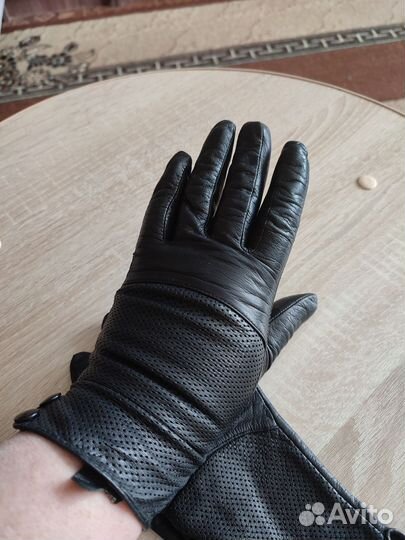 Перчатки женские кожаные