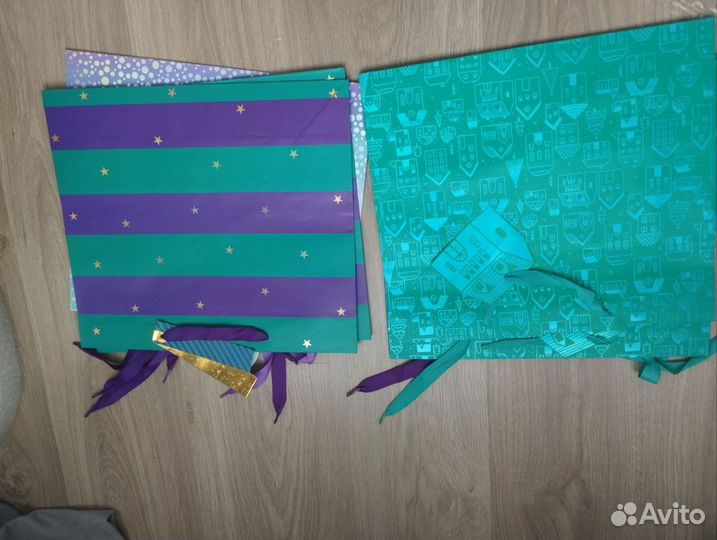 Пакеты подарочные. Новые