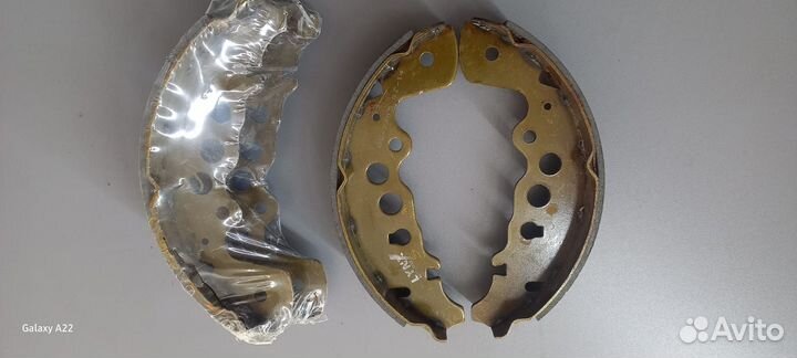 Задние тормозные колодки Suzuki